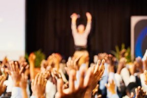 九游jiuyou-校园体育文化对学生自我效能感的影响，校园体育文化对大学生体育精神的培养