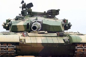 九游（jiuyou.com）游戏-意甲快速反击：瞬间破门震撼全场！，意甲谁能打爆这条防线