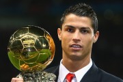 游泳场馆开展校园救生员训练基地合作项目，游泳池救生员定期培训制度