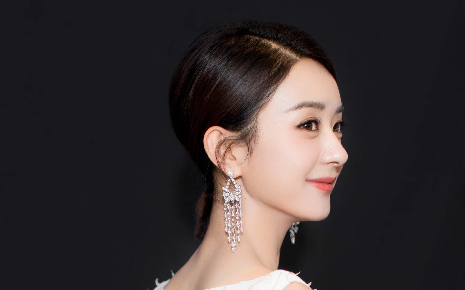 篮球运动员比赛策略制定与调整技术研究,篮球比赛训练方法的运用