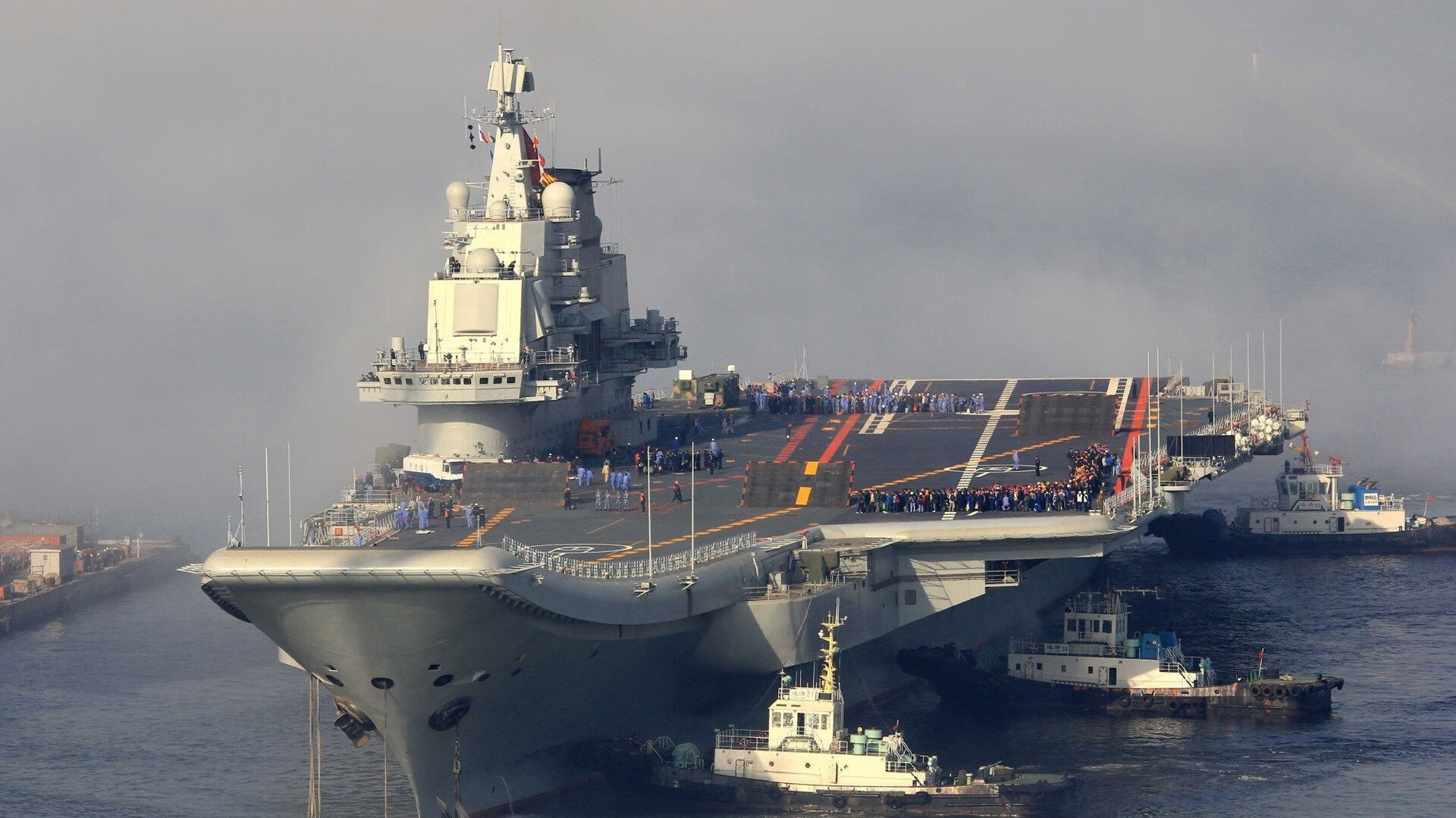 中国女篮晋级八强 球迷现场打出加油标语,中国女篮加油口号