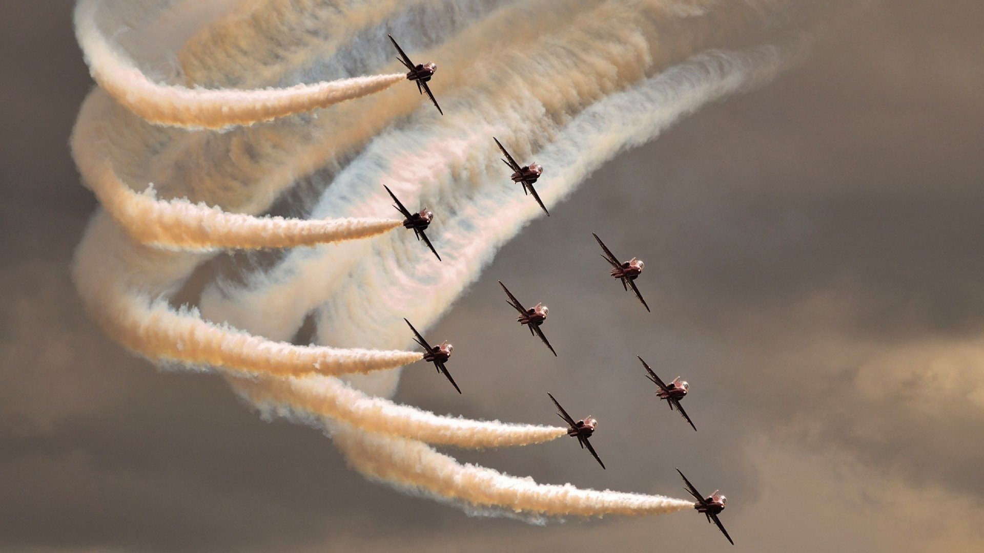 新签约球员赛场首秀表现稳健初步赢得球迷认可,nba新签球员多久可以被交易